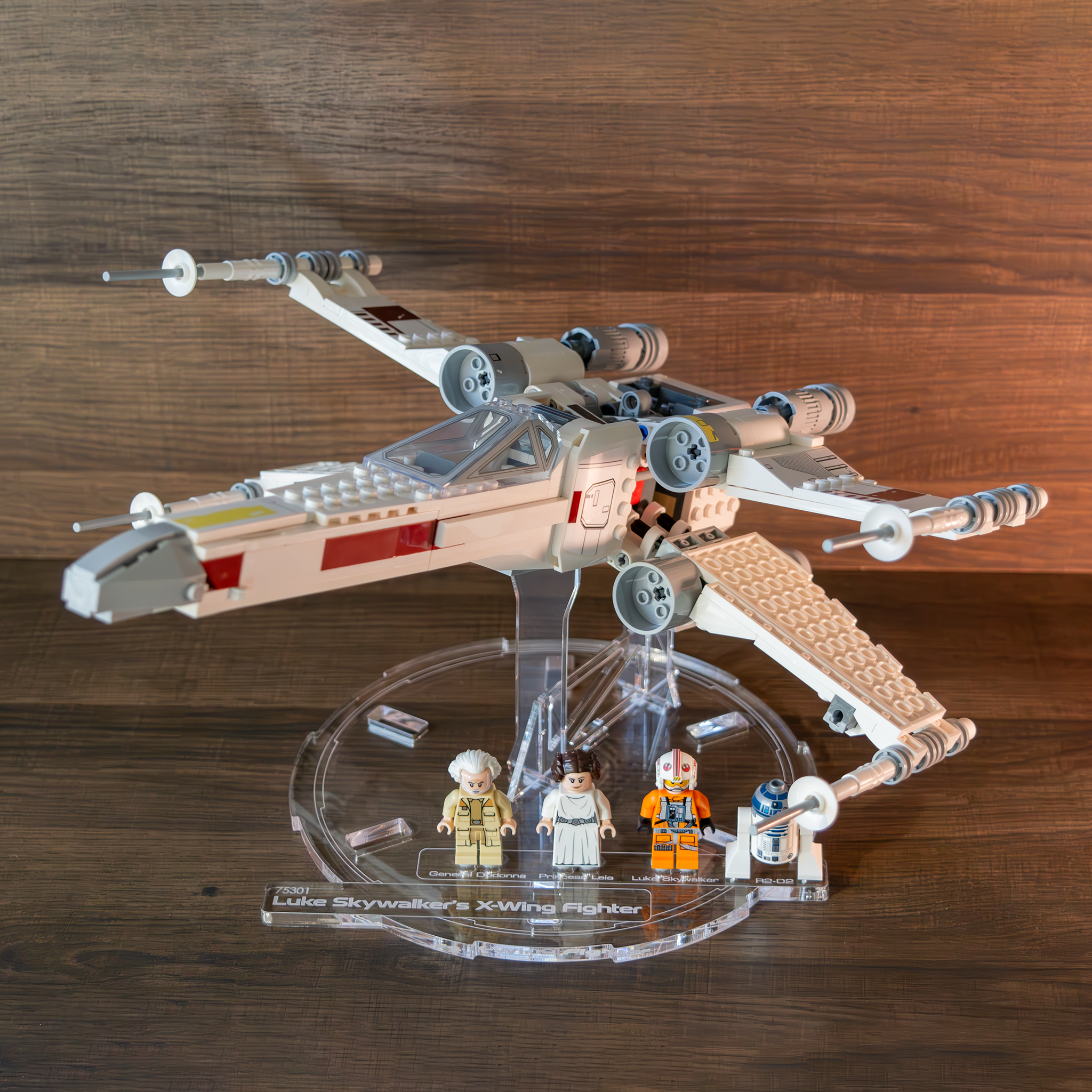 Display for LEGO Star Wars Luke Skywalker s X Wing Fighter