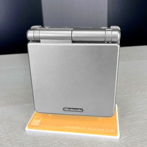 Game Boy Advance SP Display - Vibrant Hues