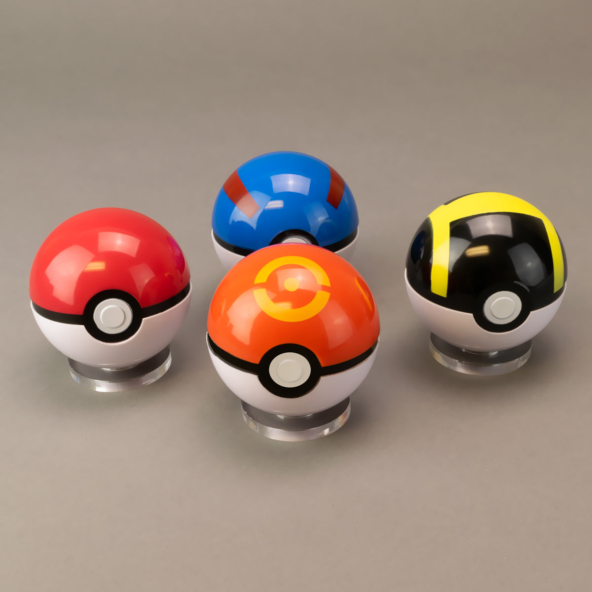 Pokémon Poké Ball Display – Rose Colored Gaming