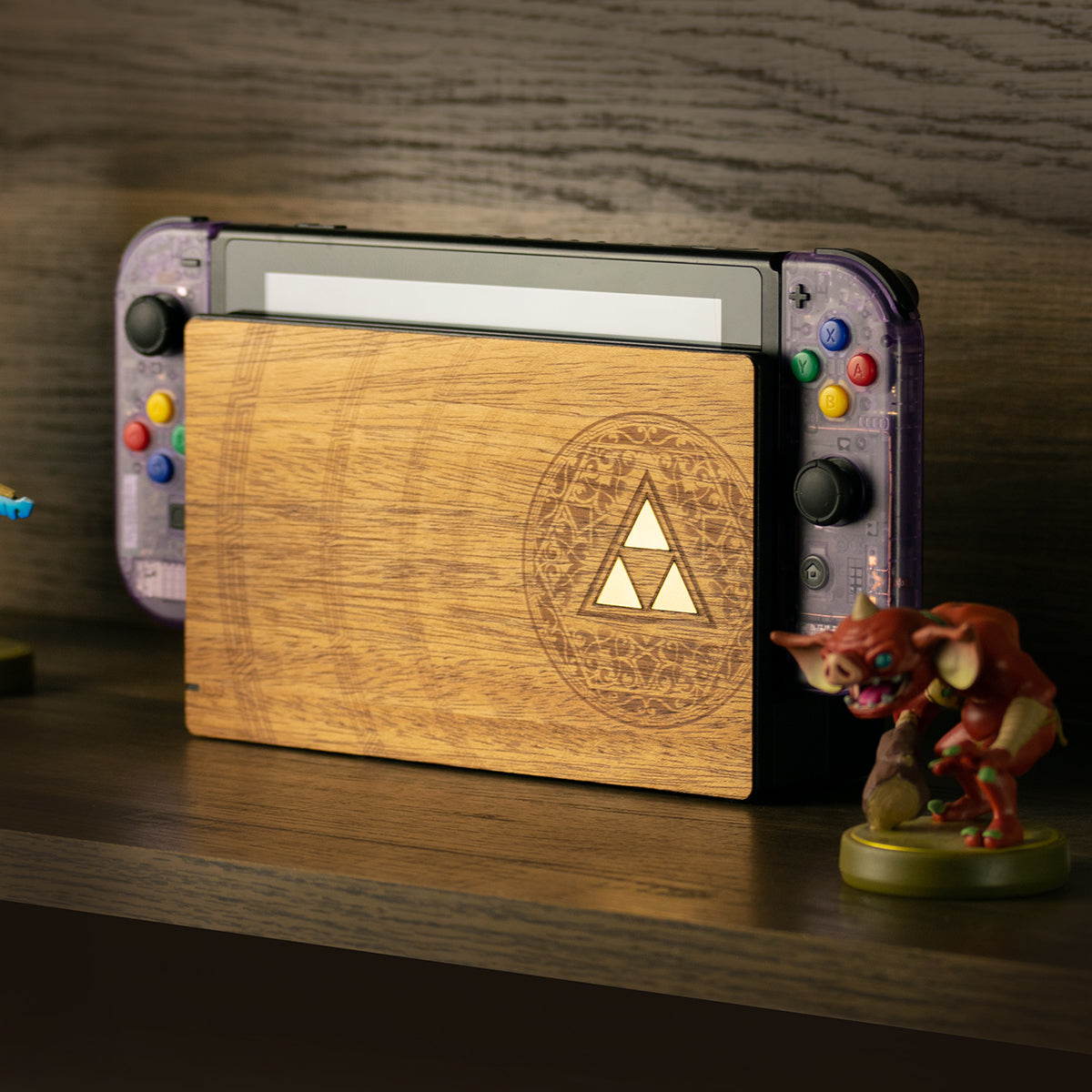 Nintendo Switch Dock Zelda-Themed Wood Veneer – Gaming