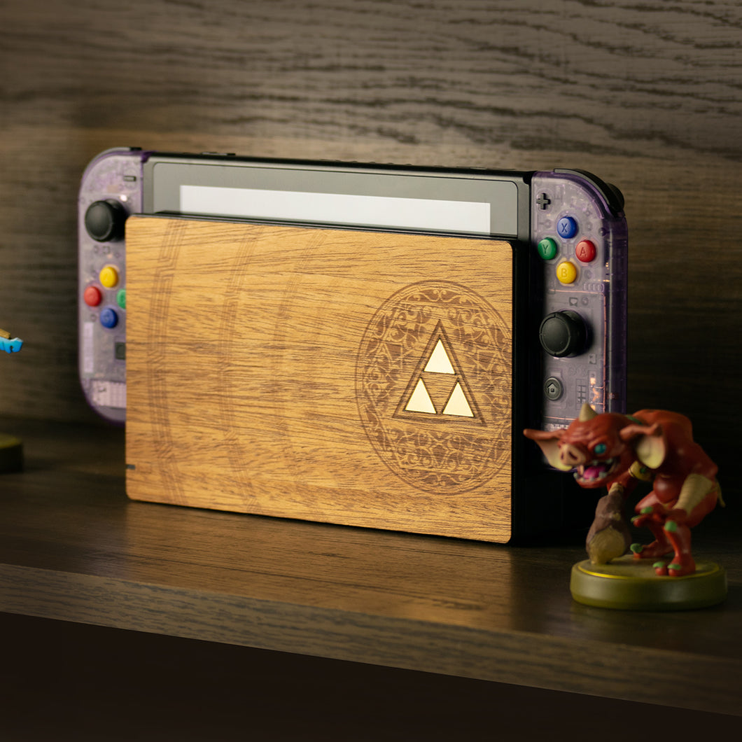 Nintendo Switch Dock Zelda-Themed Wood Veneer