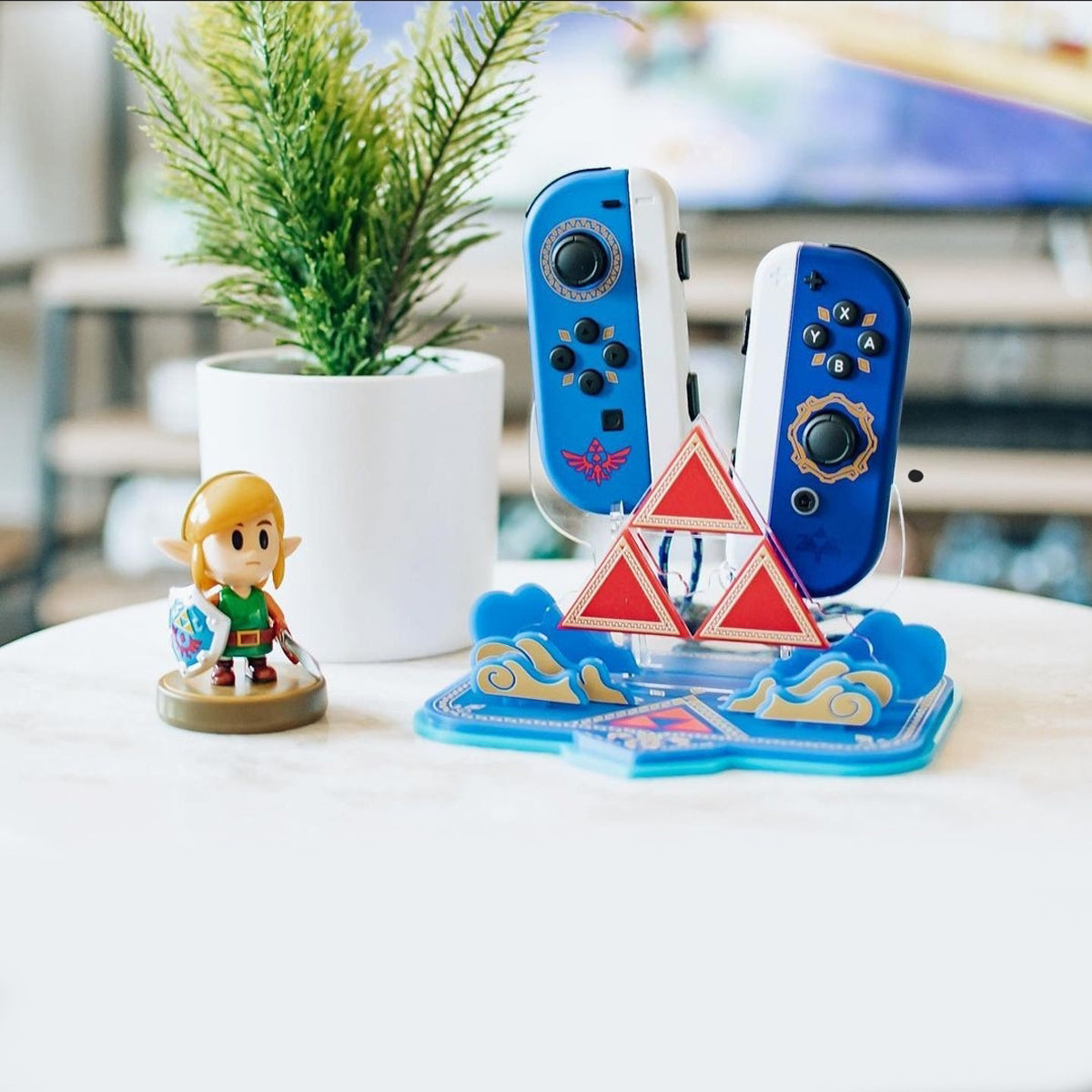 Zelda Skyward Sword Joy Cons Display – Rose Colored Gaming